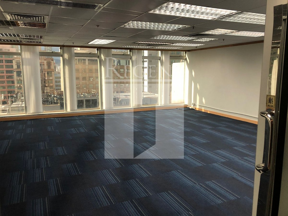 MULTIFIELD PLAZA (萬事昌廣場)