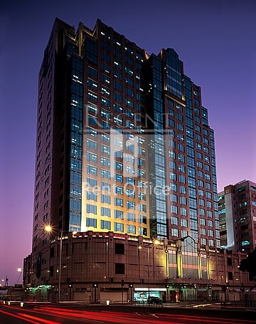 LU PLAZA (振萬廣場)