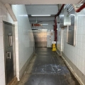 必發工廠大廈