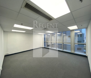 235 WING LOK STREET TRADE CENTRE (永樂街235商業中心)