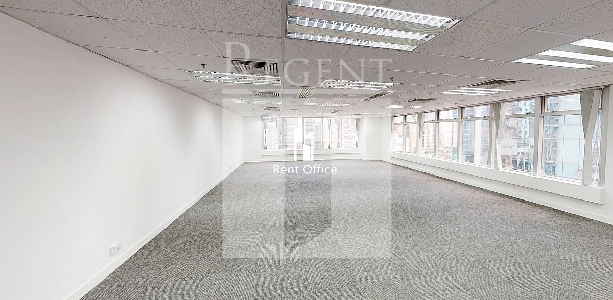 UNIVERSAL TRADE CENTRE (環貿中心)