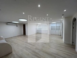 STAR HOUSE (星光行)