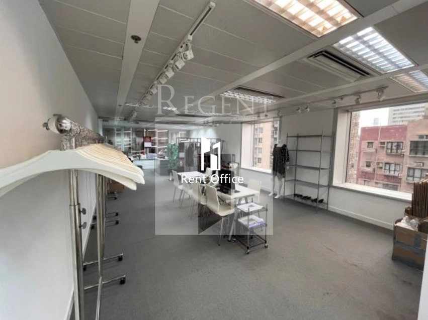 DAH SING FINANCIAL CENTRE (大新金融中心)