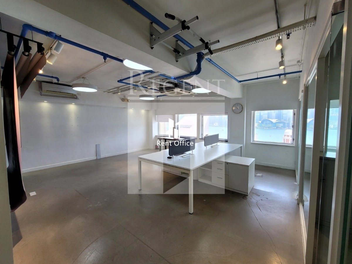 STAR HOUSE (星光行)