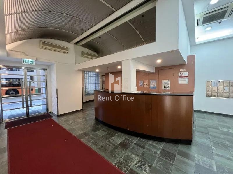 Leader Centre