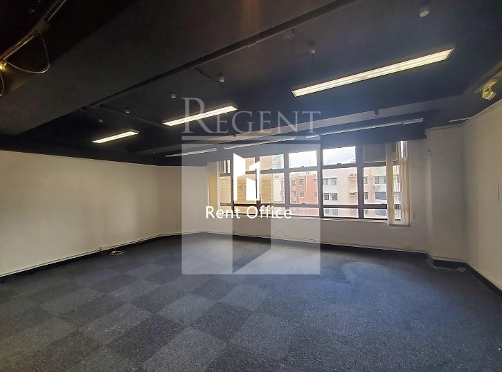 LEADER COMMERCIALMERCIAL BUILDING (利雅商業大廈)