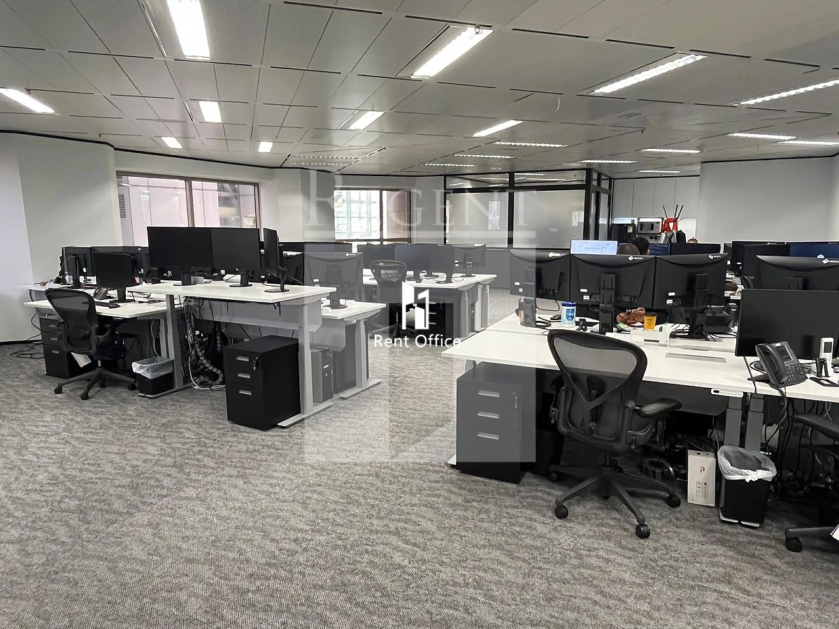 STANDARD CHARTERED BANK BUILDING (渣打銀行大廈)