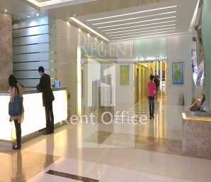 PAUL Y. CENTRE (保華企業中心)