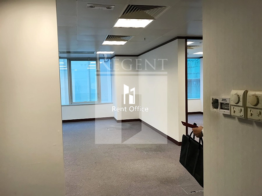 AIA TOWER (友邦廣場)