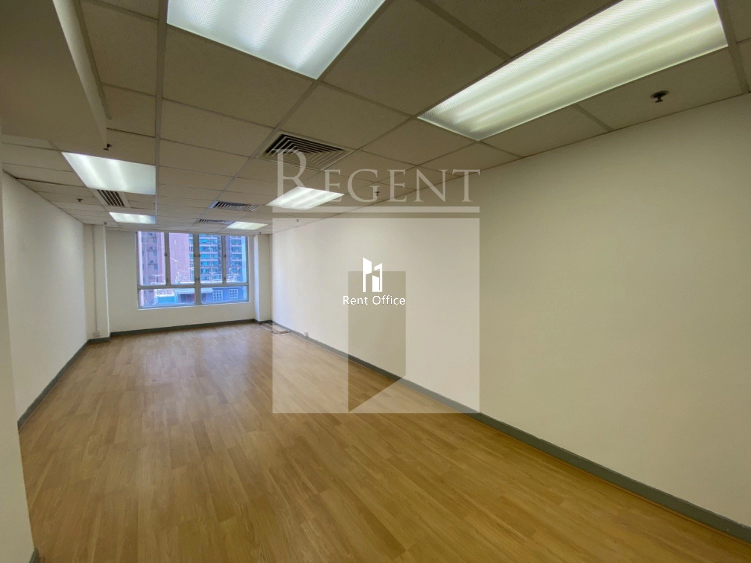 235 WING LOK STREET TRADE CENTRE (永樂街235商業中心)