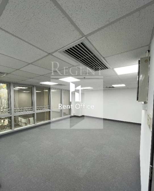 135 BONHAM STREETRAND TRADE CENTRE (文咸東街135商業中心)