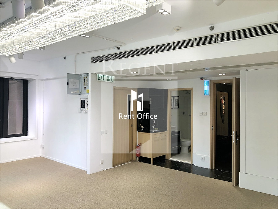 THE PLAZA -RGP021732