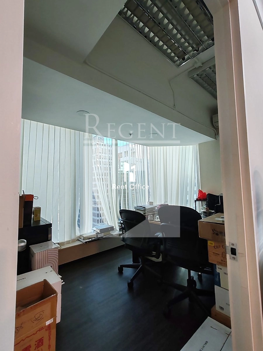 ZJ300 (浙江興業大廈)