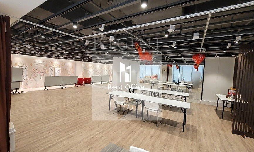 NEW EAST OCEAN CENTRE (新東海商業中心)