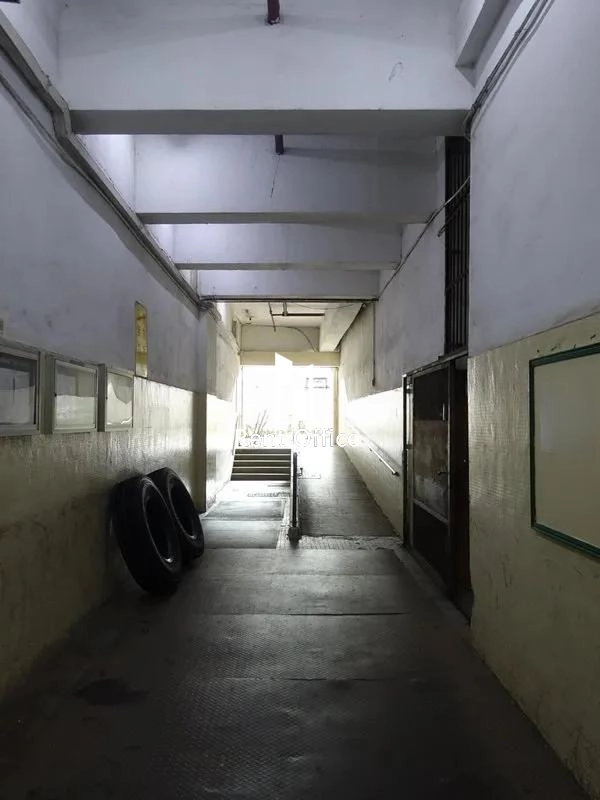 高威工業中心B座