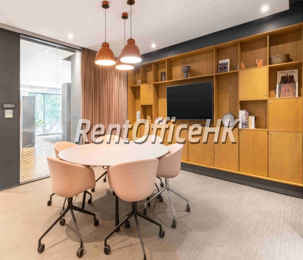 环球贸易中心-中國內地務式辦公室