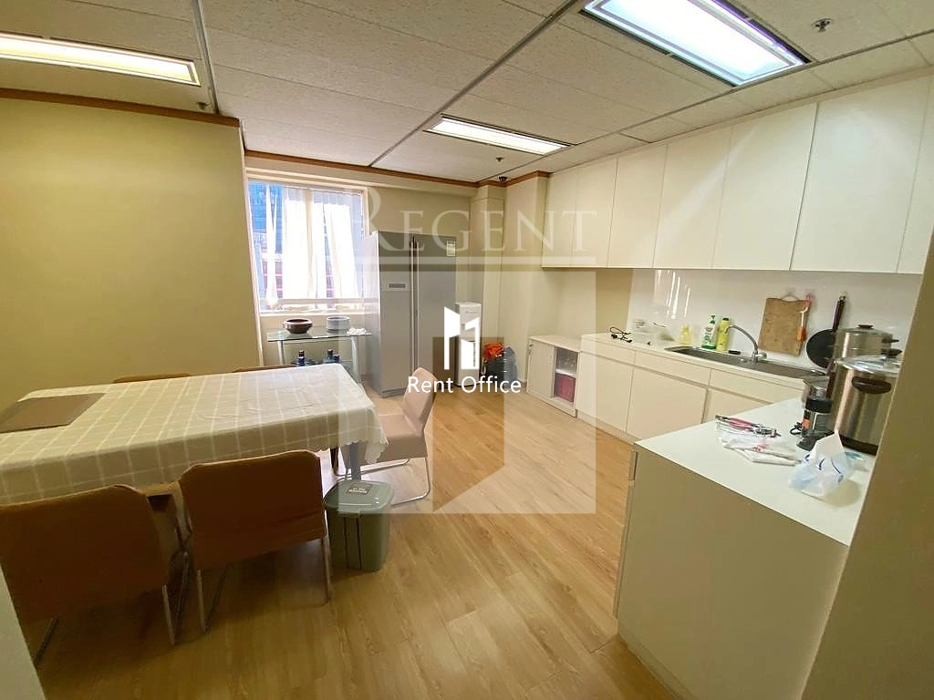 YF LIFE TOWER (萬通保險大廈)-RGP032562