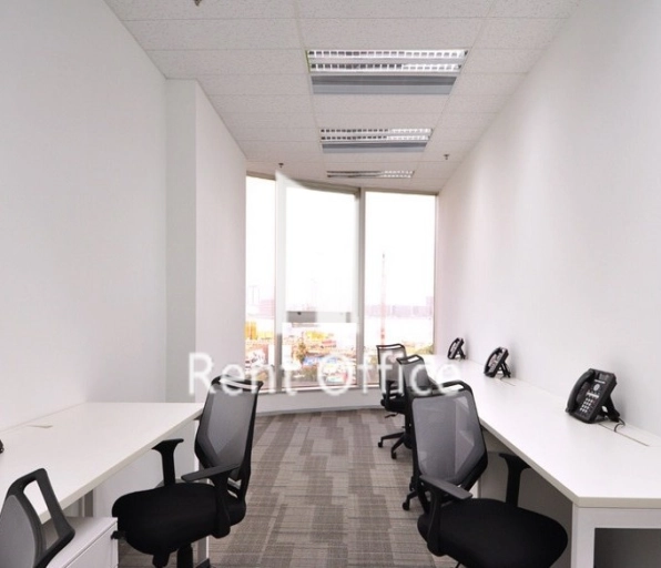 信和廣場-香港務式辦公室