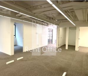 OFFICEPLUS @WAN CHAI (協成行灣仔中心)