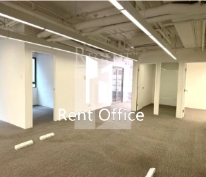 OFFICEPLUS @WAN CHAI (協成行灣仔中心)