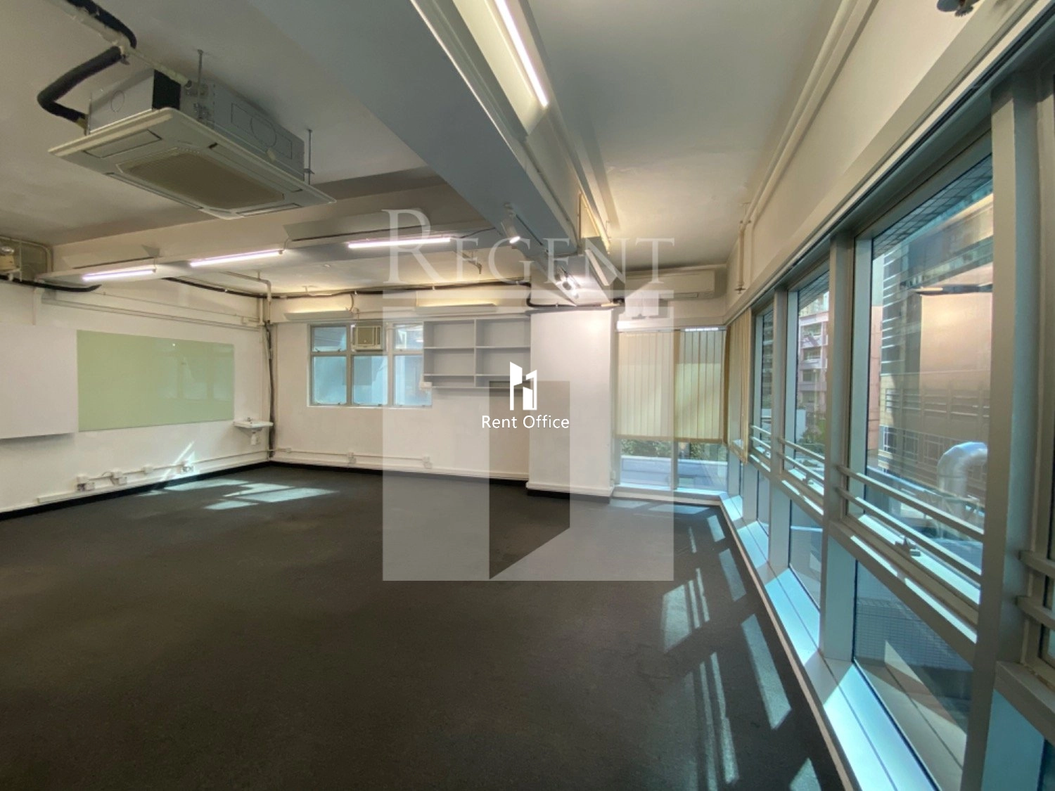 135 BONHAM STREETRAND TRADE CENTRE (文咸東街135商業中心)-C0610700