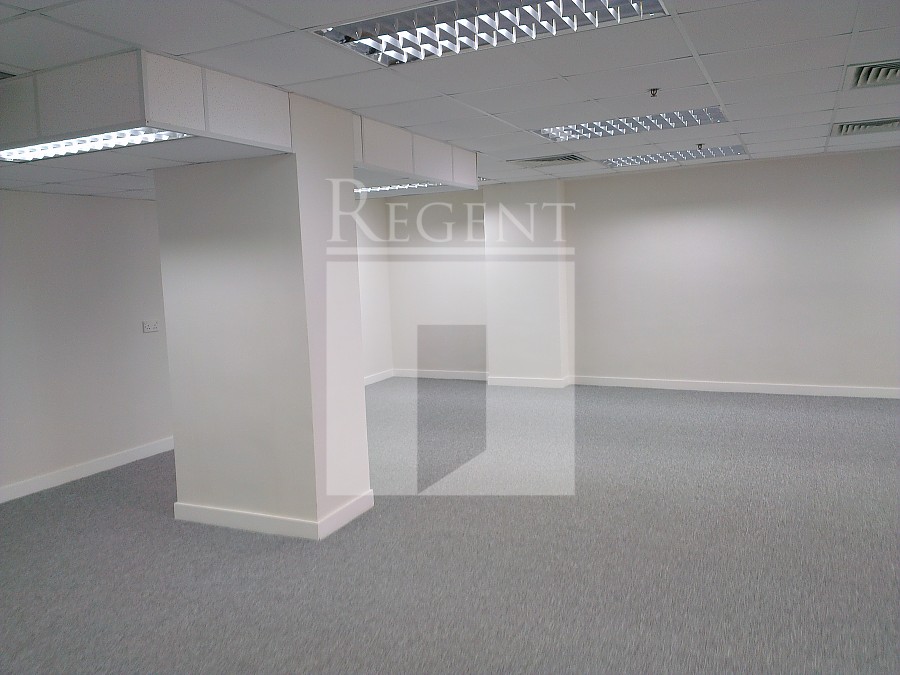 CHUANG'S TOWER (莊士大廈)