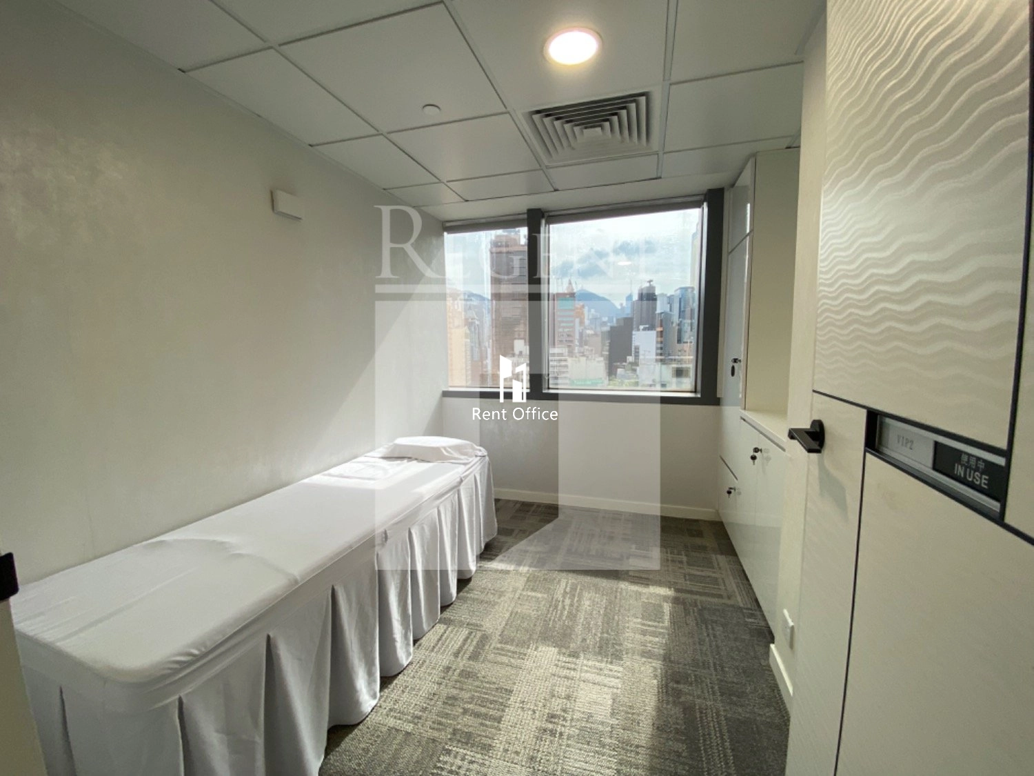 PLAZA 2000 (2000年廣場)-C0599336