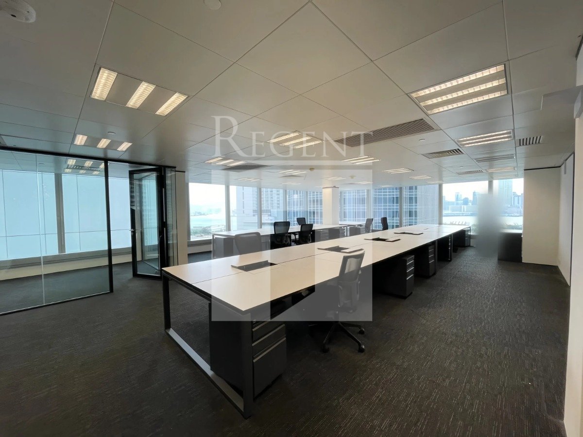 NEXXUS BUILDING (盈置大廈)