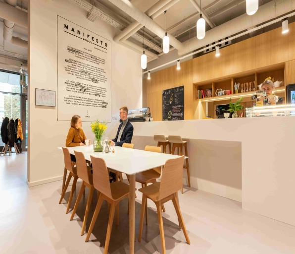 媒體城-杜拜務式辦公室