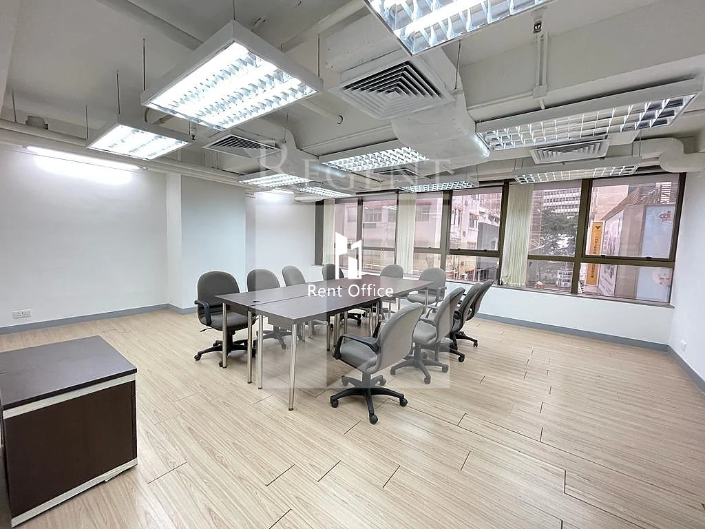 LUCKY CENTRE (樂基中心)