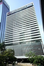 HUTCHISON HOUSE (和記大廈)