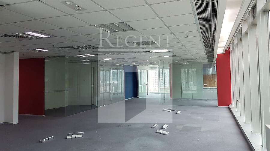 GOLDEN CENTRE (金龍中心)