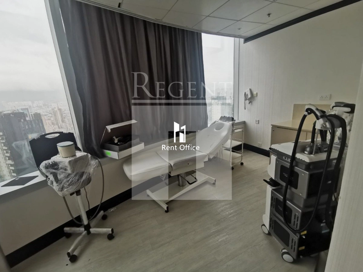 LANGHAM PLACE (朗豪坊)-RGP024925