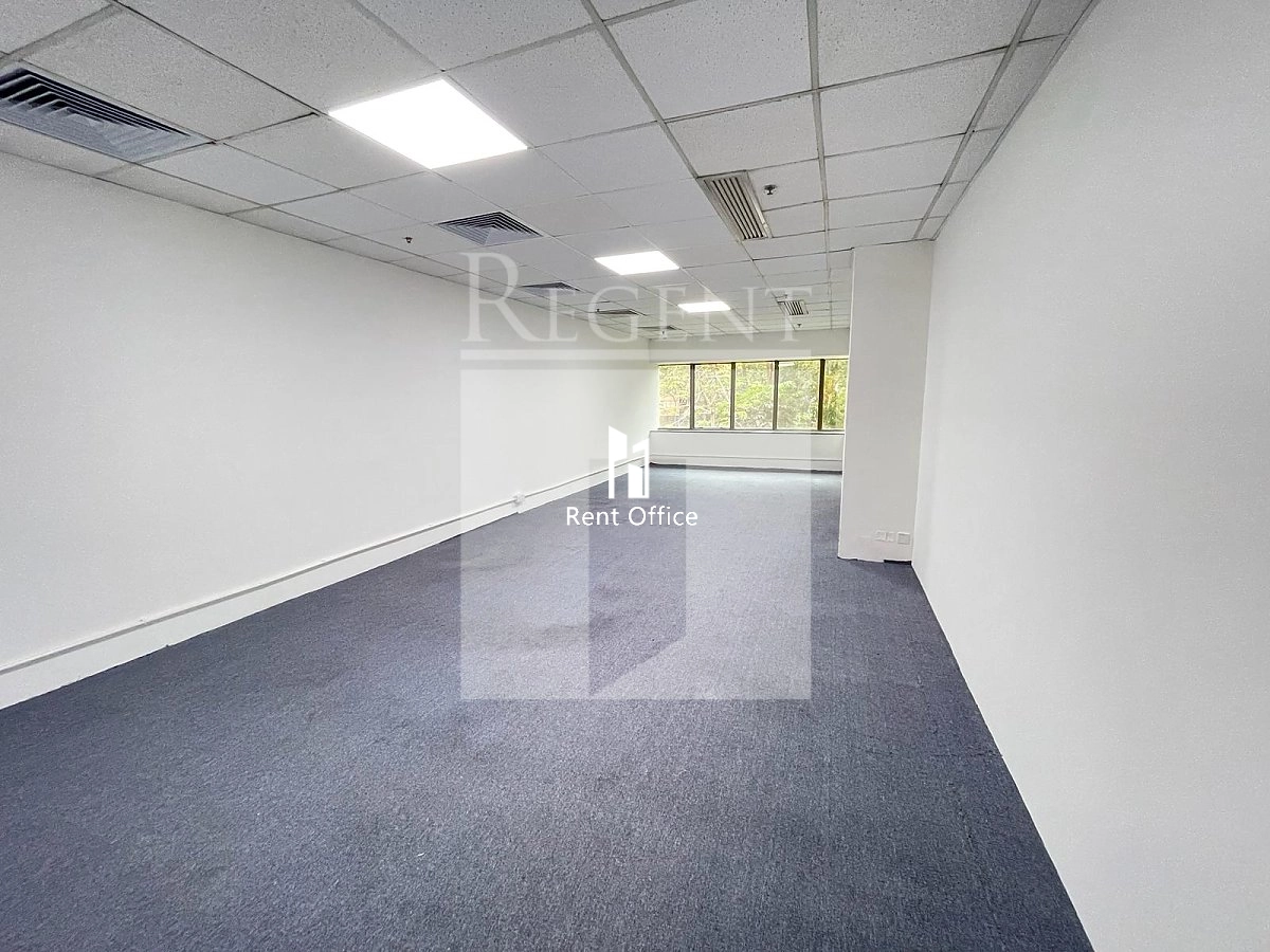 MIRROR TOWER (冠華中心)