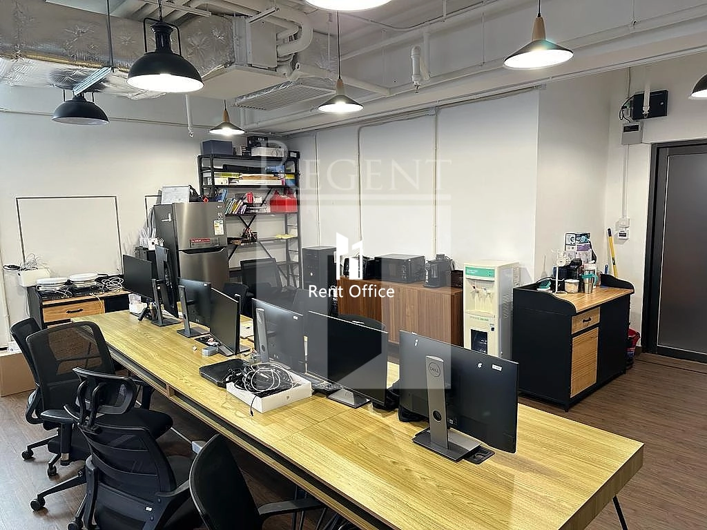 PEAKCASTLE -RGP032555